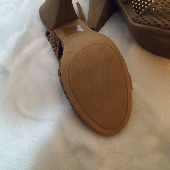 George peep toe sling back - Picture 3 of 3